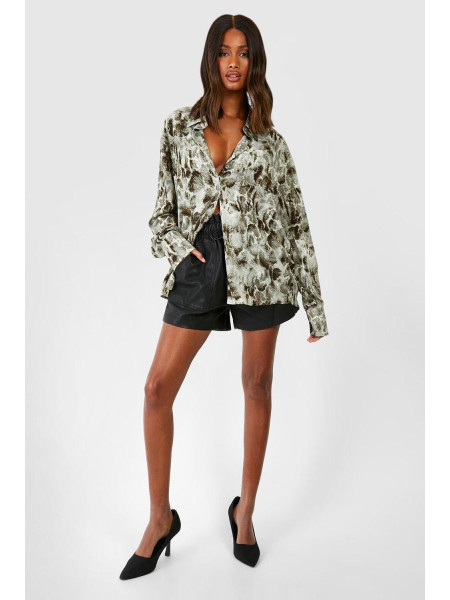 Шифонова сорочка зі змійковим принтом