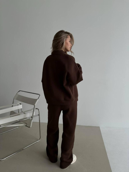 Спортивний костюм стійка 