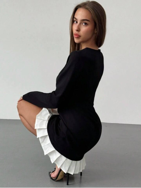 Сукня біла оборка 