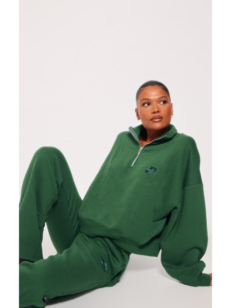 Широкі джоггери PRETTYLITTLETHING із вишитим лісово-зеленим логотипом