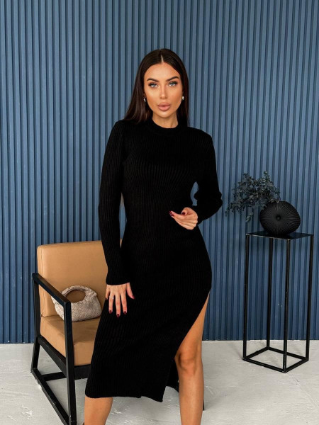 В’язана сукня розріз 