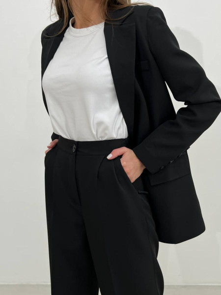 Класичний костюм піджак на підкладі 